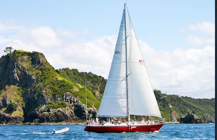 Sailing in the Bay of Islands