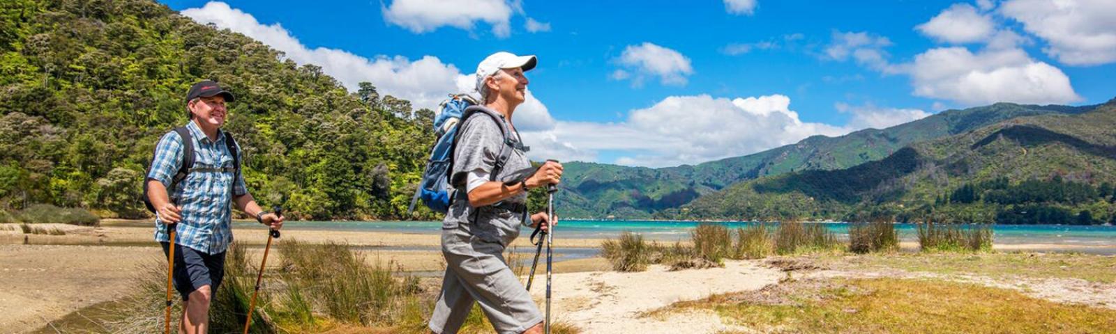 hiking the Queen Charlotte Track