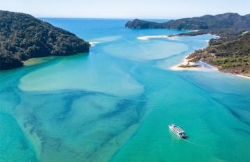 Awaroa beach in Abel Tasman National Park