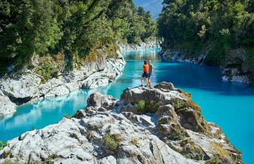 honeymoon on the west coast at the Hokitika Gorge